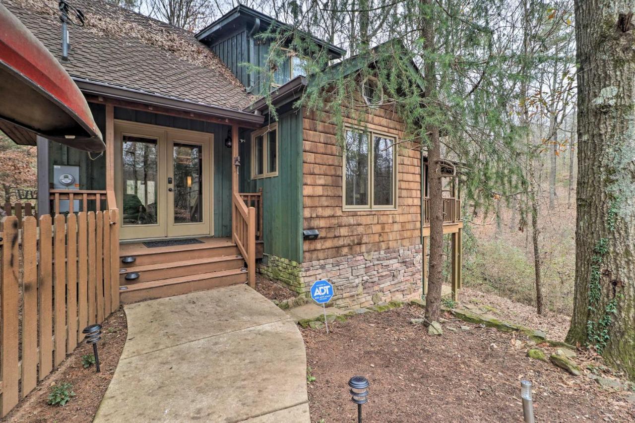 Cozy Conyers Cabin With Fireplace And Pool Table! Екстер'єр фото
