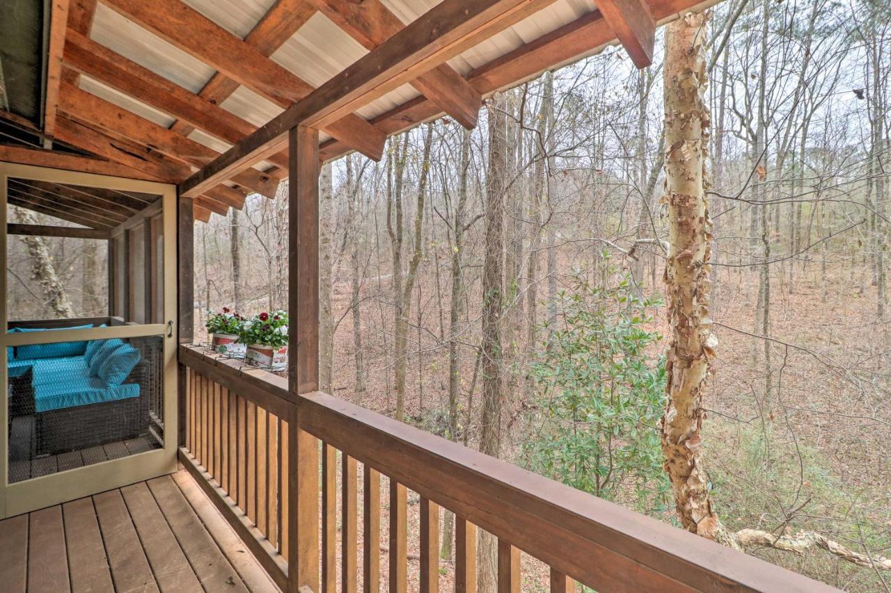 Cozy Conyers Cabin With Fireplace And Pool Table! Екстер'єр фото